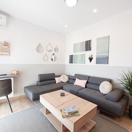 Iviskos Apartment Oinofyta Eksteriør billede